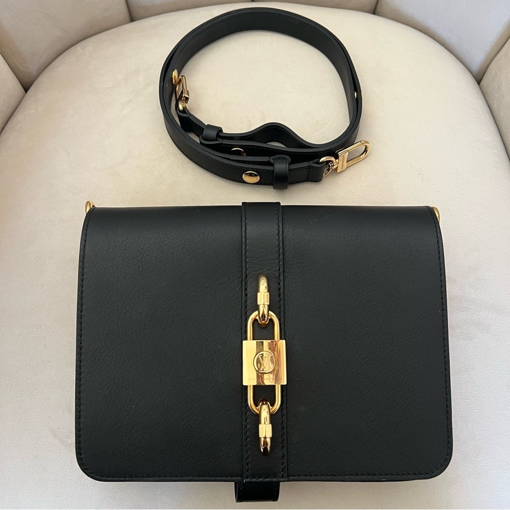 Louis Vuitton Black Calfskin Rendez-Vous Adjustable Shoulder Strap Bag AuthPurse - Picture 3 of 15